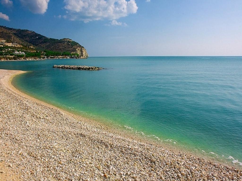 Hotel Alba Del Gargano ماتيناتا المظهر الخارجي الصورة
