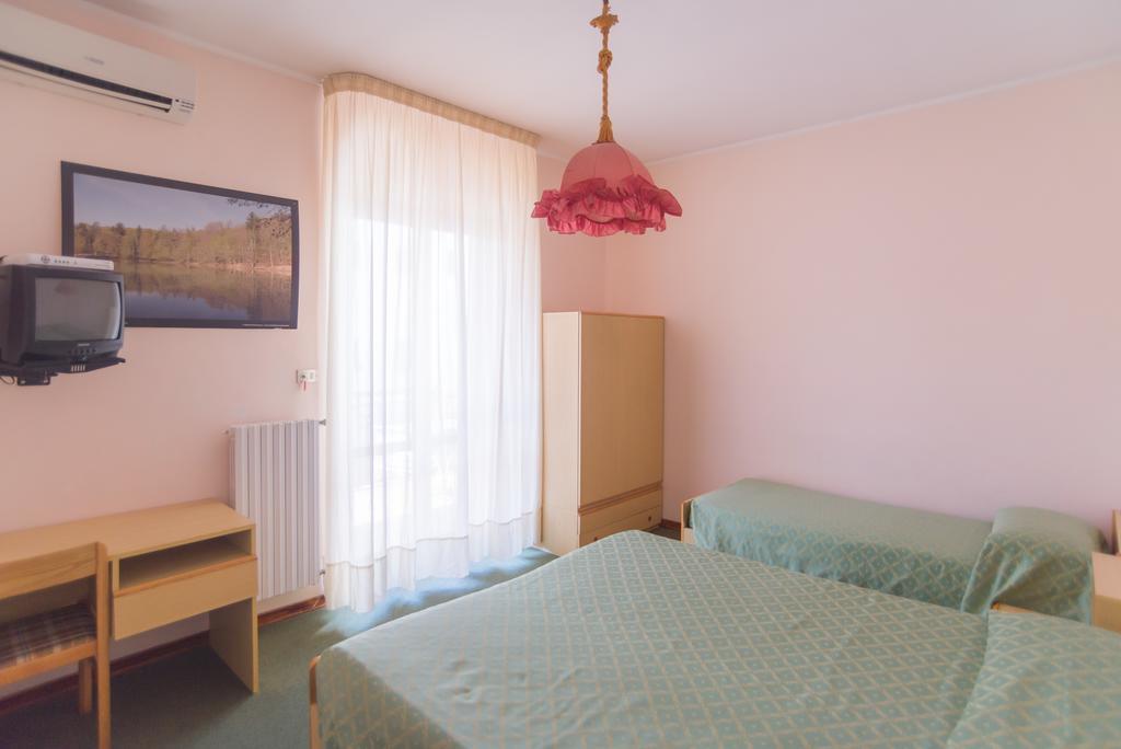 Hotel Alba Del Gargano ماتيناتا المظهر الخارجي الصورة