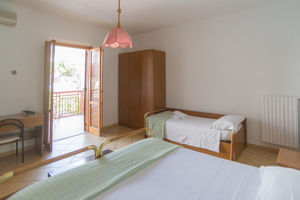 Hotel Alba Del Gargano ماتيناتا المظهر الخارجي الصورة