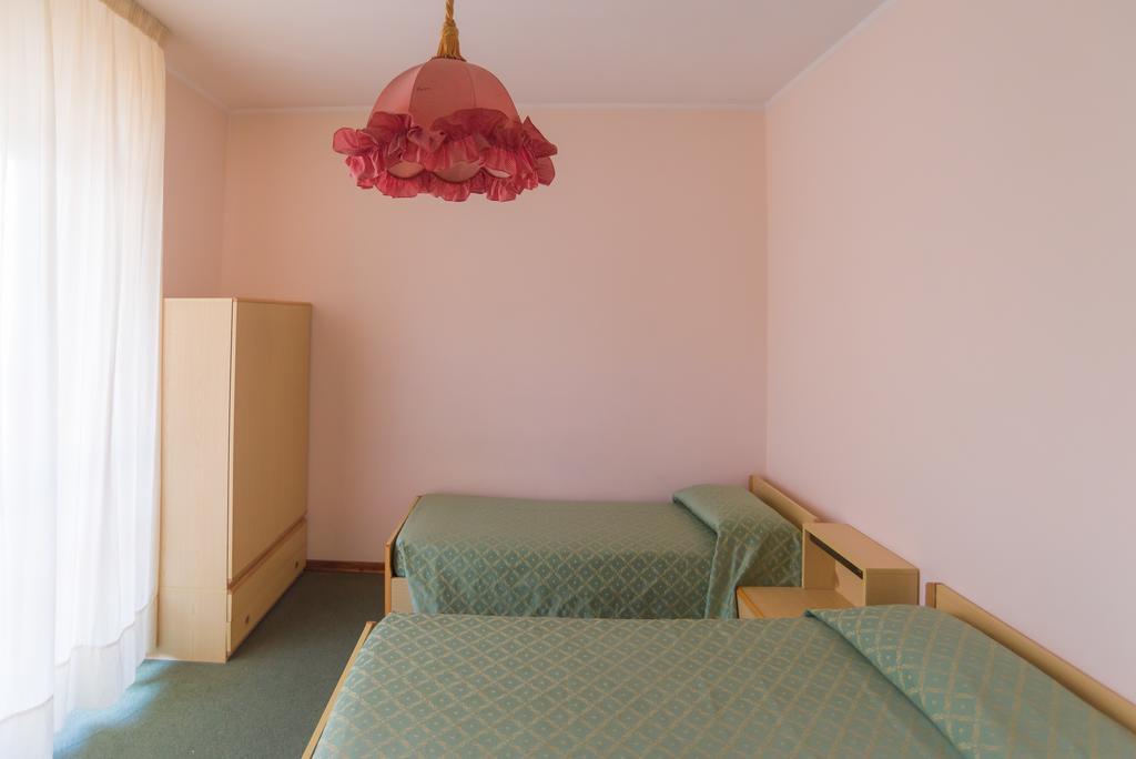 Hotel Alba Del Gargano ماتيناتا المظهر الخارجي الصورة